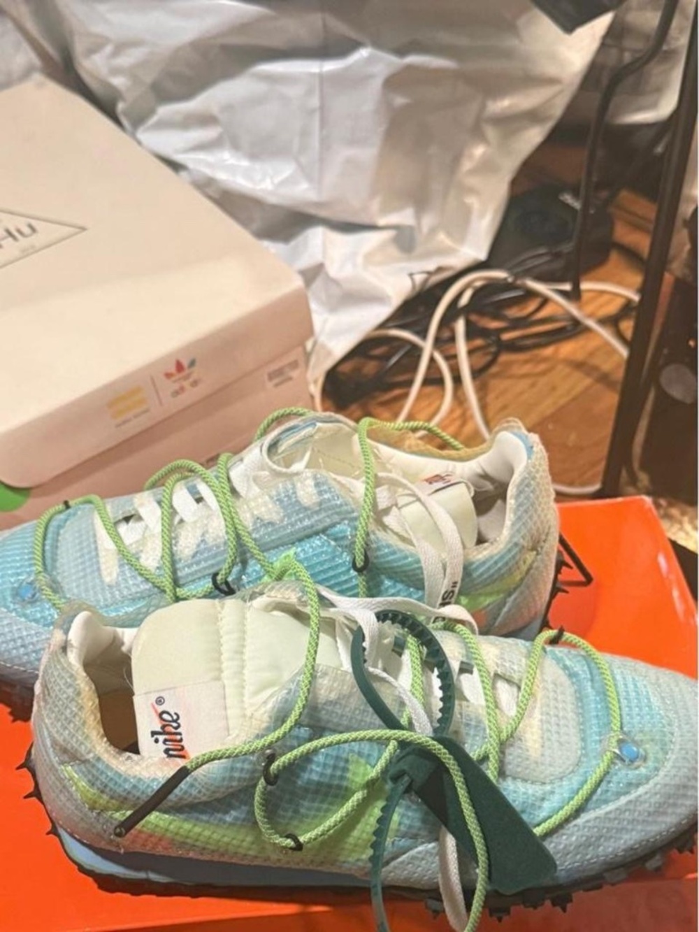 OFF WHITE - sneakers
